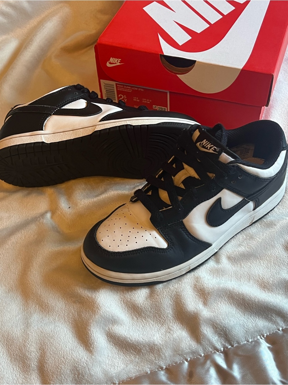 Nike Dunk Low, Pandas, 2.5Y